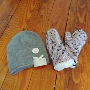 Hat and mittens set